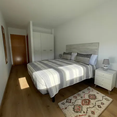 San Lazaro Apartment Saron
